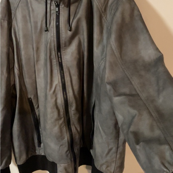 Black Rivet jacket! In excellent condition, only worn once to try on! - Picture 4 of 5